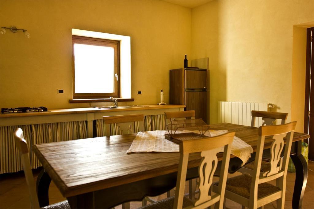 Agriturismo Borgo Serafino Mangone  Zimmer foto