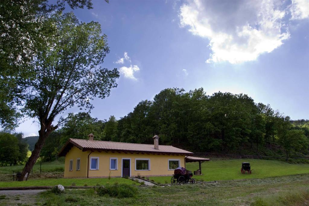 Agriturismo Borgo Serafino Mangone  Zimmer foto