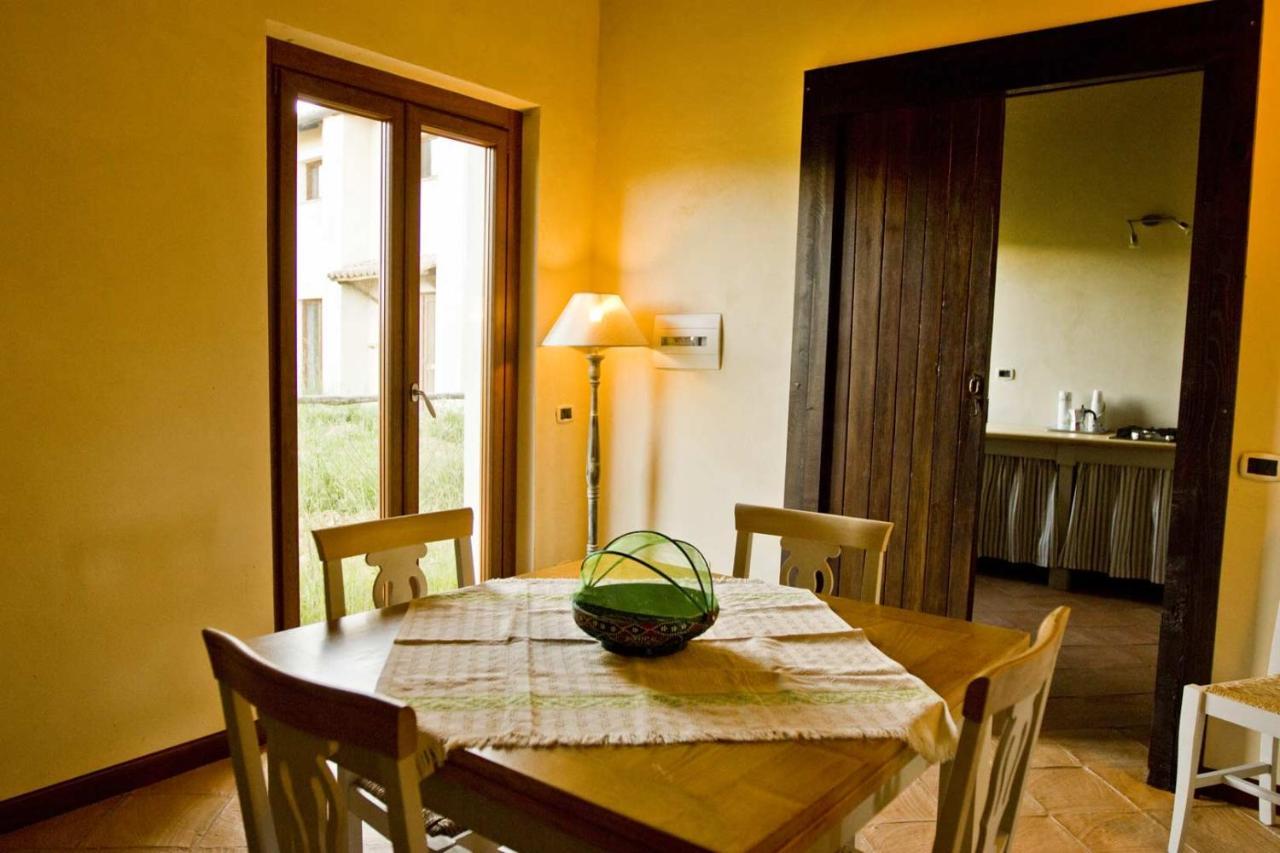 Agriturismo Borgo Serafino Mangone  Exterior foto