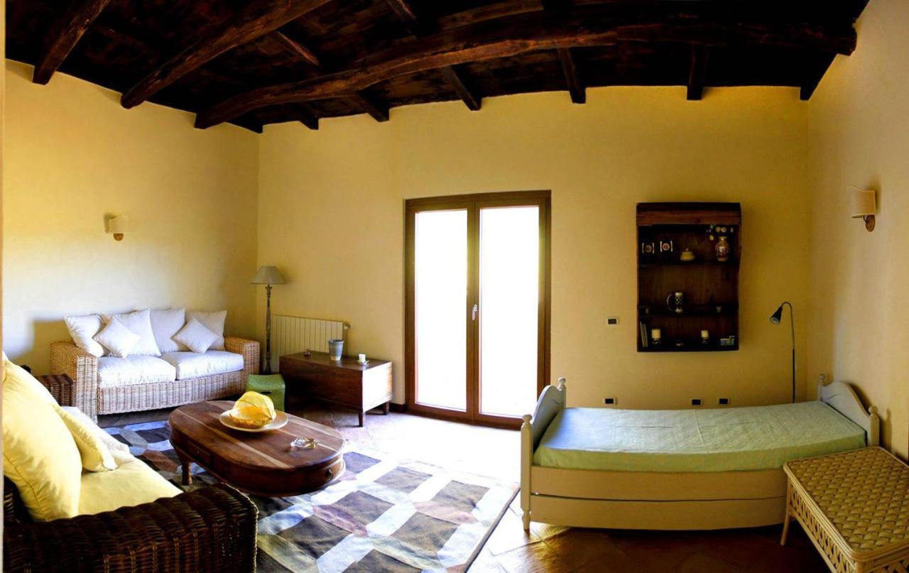 Agriturismo Borgo Serafino Mangone  Exterior foto